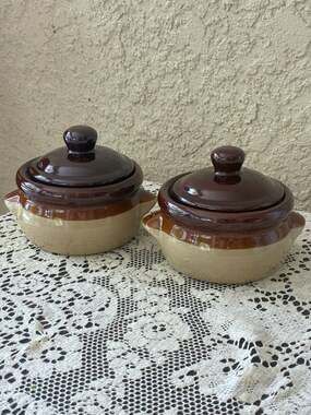 Vintage Brown and Tan Stoneware French Onion Soup Bowls with Lids Set of 2
